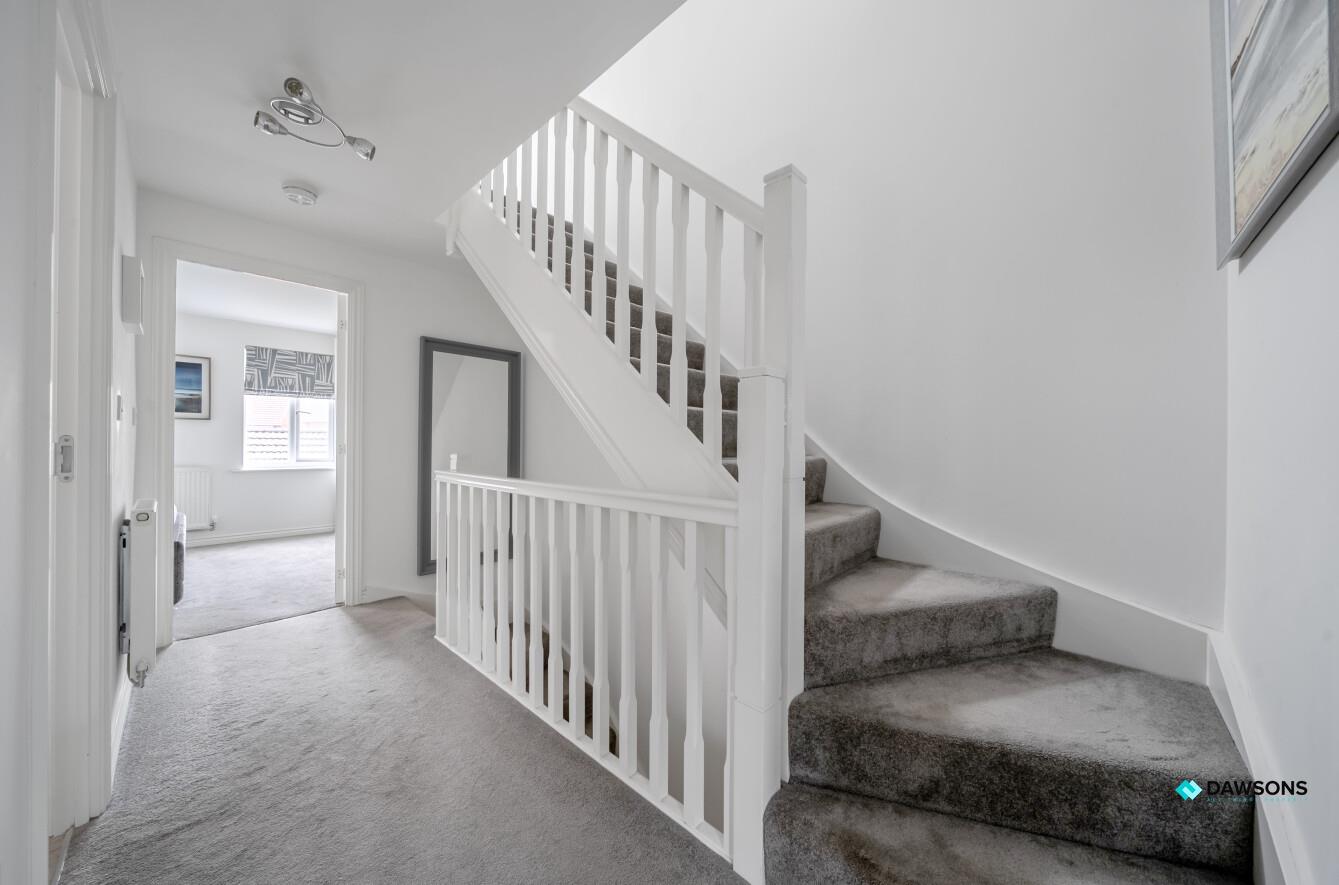 Heol James Gravell, Llanelli, SA15 4BX